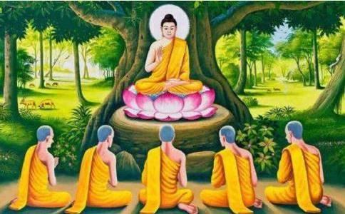 梦见自己在水里划船什么意思呀？